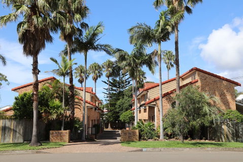 Pacific Palms Thirroul Beach NSW - Click Find 1