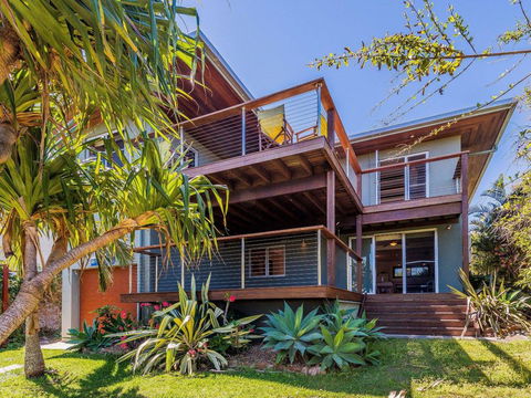 Pacifica 2 - Opposite The Beach At Brooms Head - Click Find 1