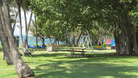 Paradise Apartments Unit 4 - Bet 4u 1