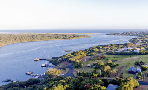 Paradise View - Click Find 0