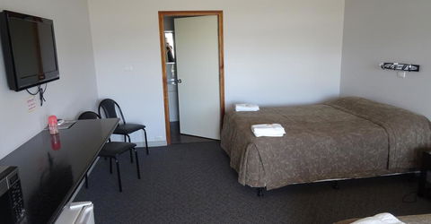 Paringa Hotel Motel - Click Find 2