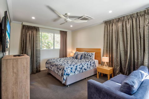 Pavillions On Hamilton Island - Bridge Guide 3