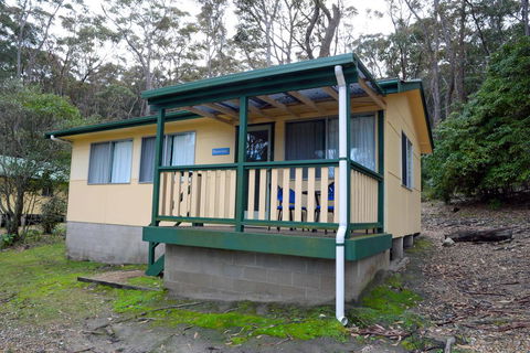 Pebbly Beach Shacks - Click Find 2