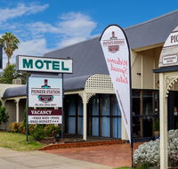 Pioneer Station Motor Inn - Bet 4u