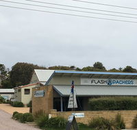 Port Campbell Guesthouse  Flash Packers - Bridge Guide