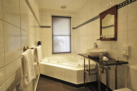 Quamby Estate - Bet 4u 1