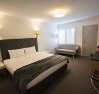 Quays Hotel - Click Find