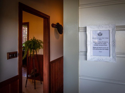 Queen Bee Cottage, Milton - Bet 4u 3