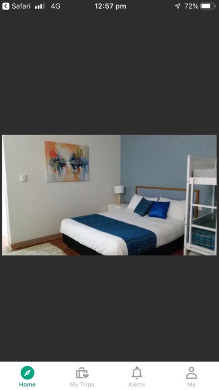 Resort Living - Click Find 0
