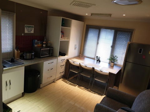 Retro Style Home Stay - Click Find 1