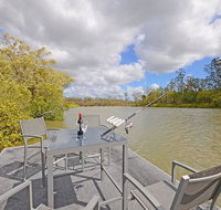 River Front Tranquil Retreat - Click Find