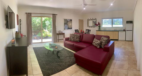 River Gum Luxury Bed And Breakfast - Click Find 0