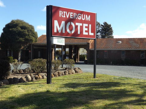Rivergum Motel - Bet 4u 1