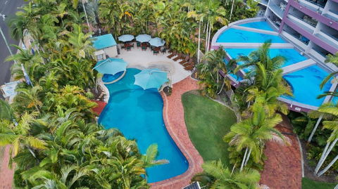 Riviera Resort - Click Find 1
