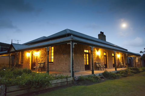Robe House B&B - Bet 4u 0