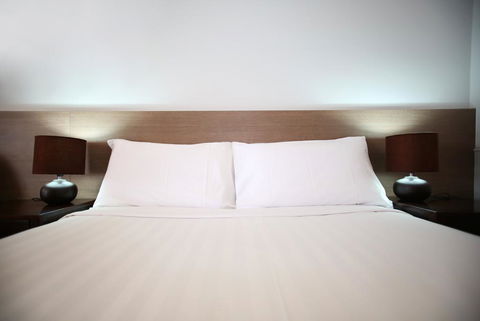 Roma Inland Motor Inn - Click Find 2