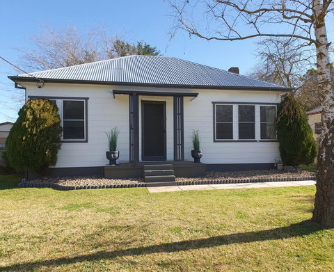 Ronelle Cottage - Click Find 0