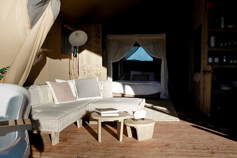 Rosewood Farmstay - Bet 4u 1