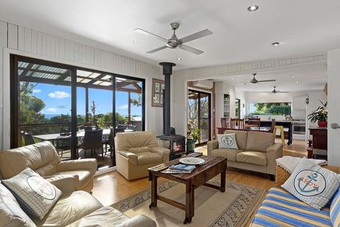 Sandy Feet Retreat - 13 Scenic View Drive - Click Find 0