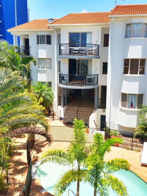 Santalina On Hervey Bay - Click Find 3