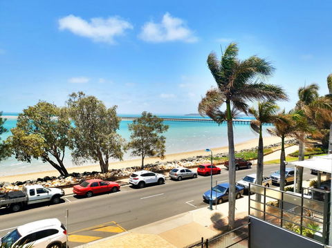 Santalina On Hervey Bay - Click Find 1