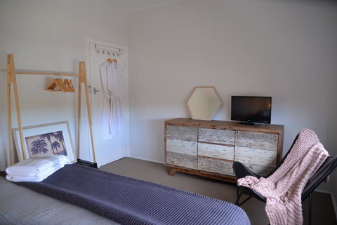 Scotts Head Beach Bunker - Bet 4u 3