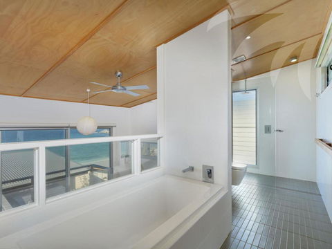 Sea Shack - Click Find 3