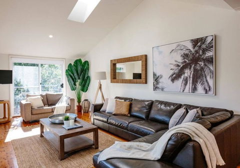 Seagrass House - Modern North Avoca Oasis - Click Find 0