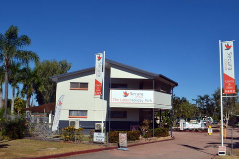 Secura Lifestyle The Lakes Townsville - Bridge Guide 2