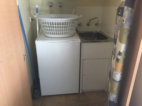 Self Isolate Sunken Spa, Quiet 1 BR Cottage In Otway Ranges - Click Find 1