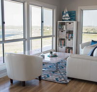 Shades of Blue Eco Retreat - Click Find