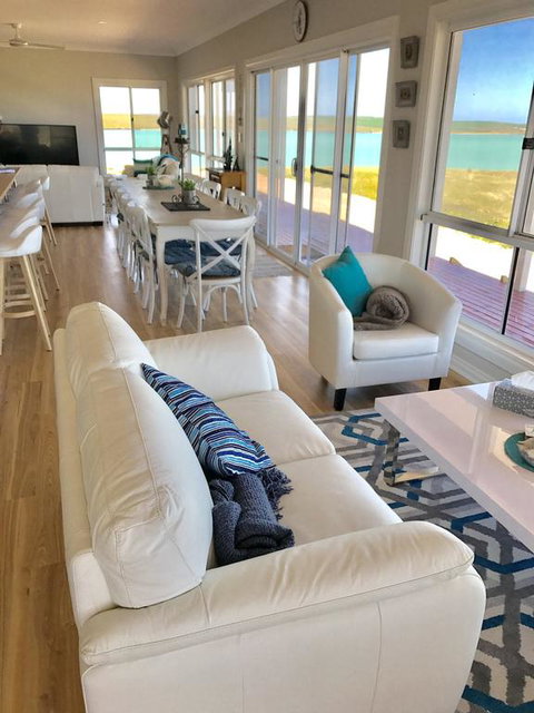 Shades Of Blue Eco Retreat - Bet 4u 3