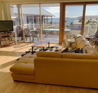 Sheoak Holiday Home - Click Find