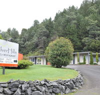 Silver Hills Motel - Click Find