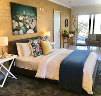SilverWaters Waterfront Accommodation - Bridge Guide