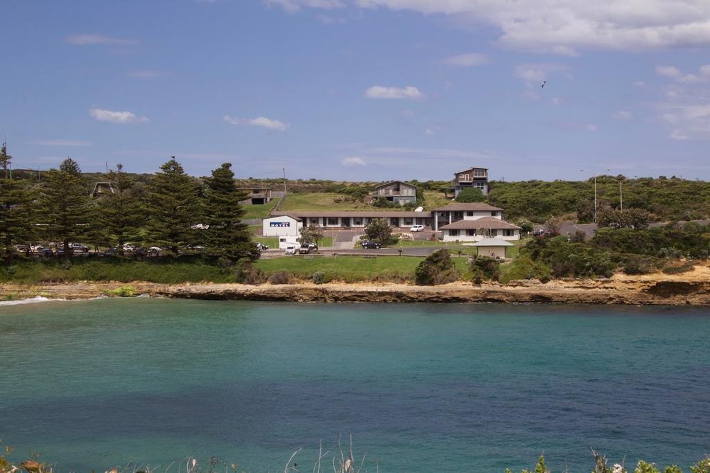 Waarre VIC Bridge Guide
