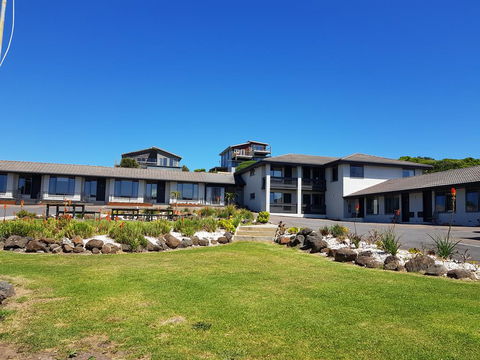Southern Ocean Motor Inn - Bridge Guide 2