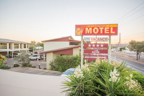 Spinifex Motel And Serviced Apartments - Click Find 3