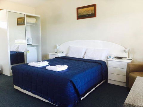 Springsure Overlander Motel - Click Find 1
