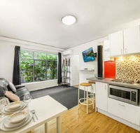 St Kilda All Inclusive - Click Find