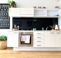 St Kilda Oasis - Click Find