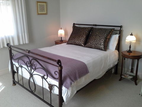 Stoke House - Click Find 1