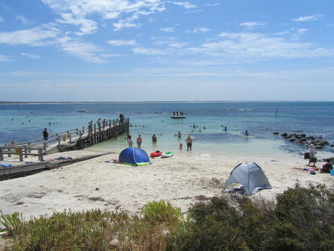 Storm Bay Cottage - Click Find 3