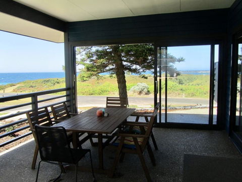 Storm Bay Cottage - Click Find 2