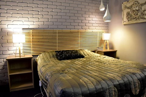Strzelecki Motor Lodge - Click Find 2
