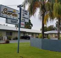 Sunrise Motel - Bet 4u