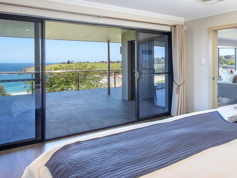 Sunrise Over Easts 2 - Ocean Views, Walk To Beach - Click Find 1