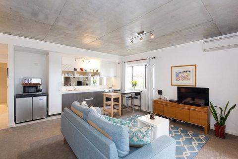 Sunsets By The Beach - Fremantle - Bet 4u 1