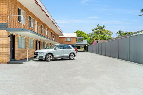Surf Beach Motel Port - Click Find 3