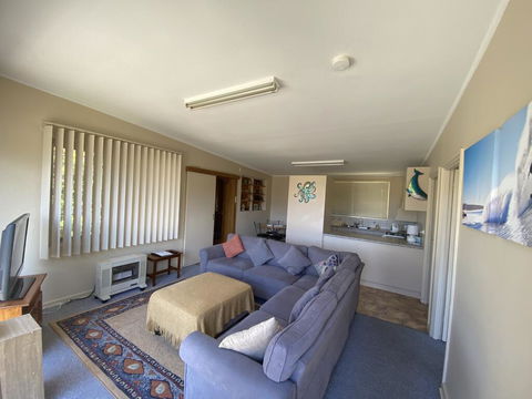 Surf Beach Sanctuary - Lawyer Find 2